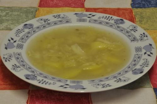 Kapustová polévka s bramborem – Snadné Německo recept, zvládnete za 30 - 45 minut